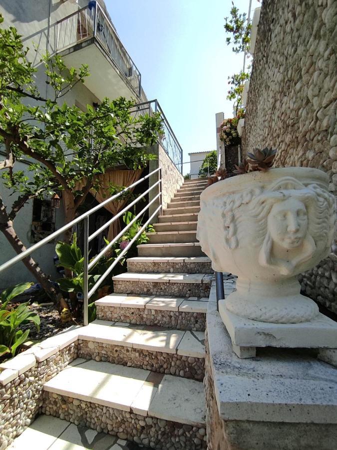 Apartmani Mlaja Търпан Екстериор снимка